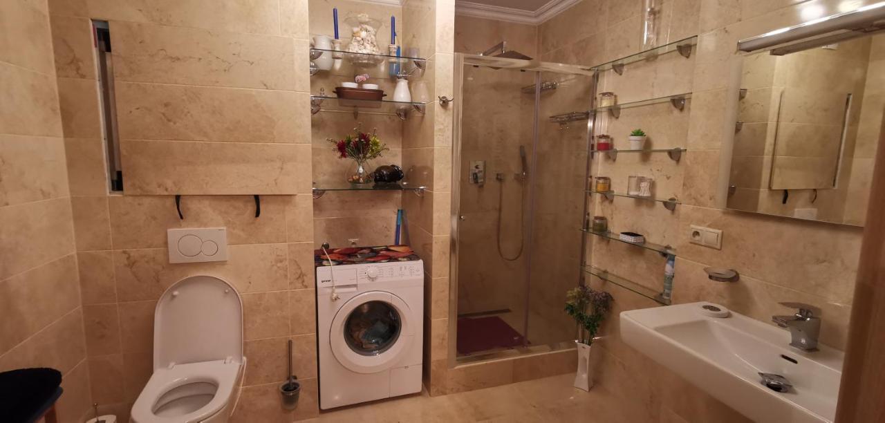 Hezky Byt U Hotela Thermal V Karlovych Varech Karlovy Vary Kültér fotó