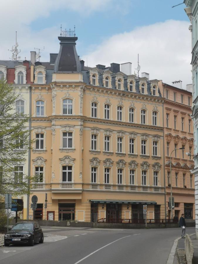 Hezky Byt U Hotela Thermal V Karlovych Varech Karlovy Vary Kültér fotó